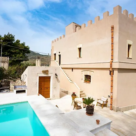 Fontana Villa *